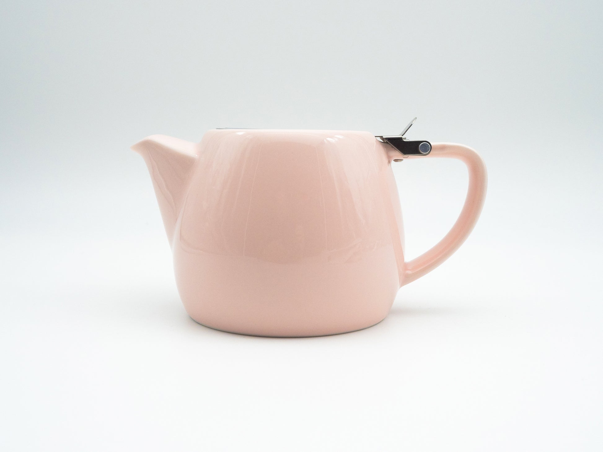 Light pink porcelain stump tea pot with stainless steel lid and infuser basket