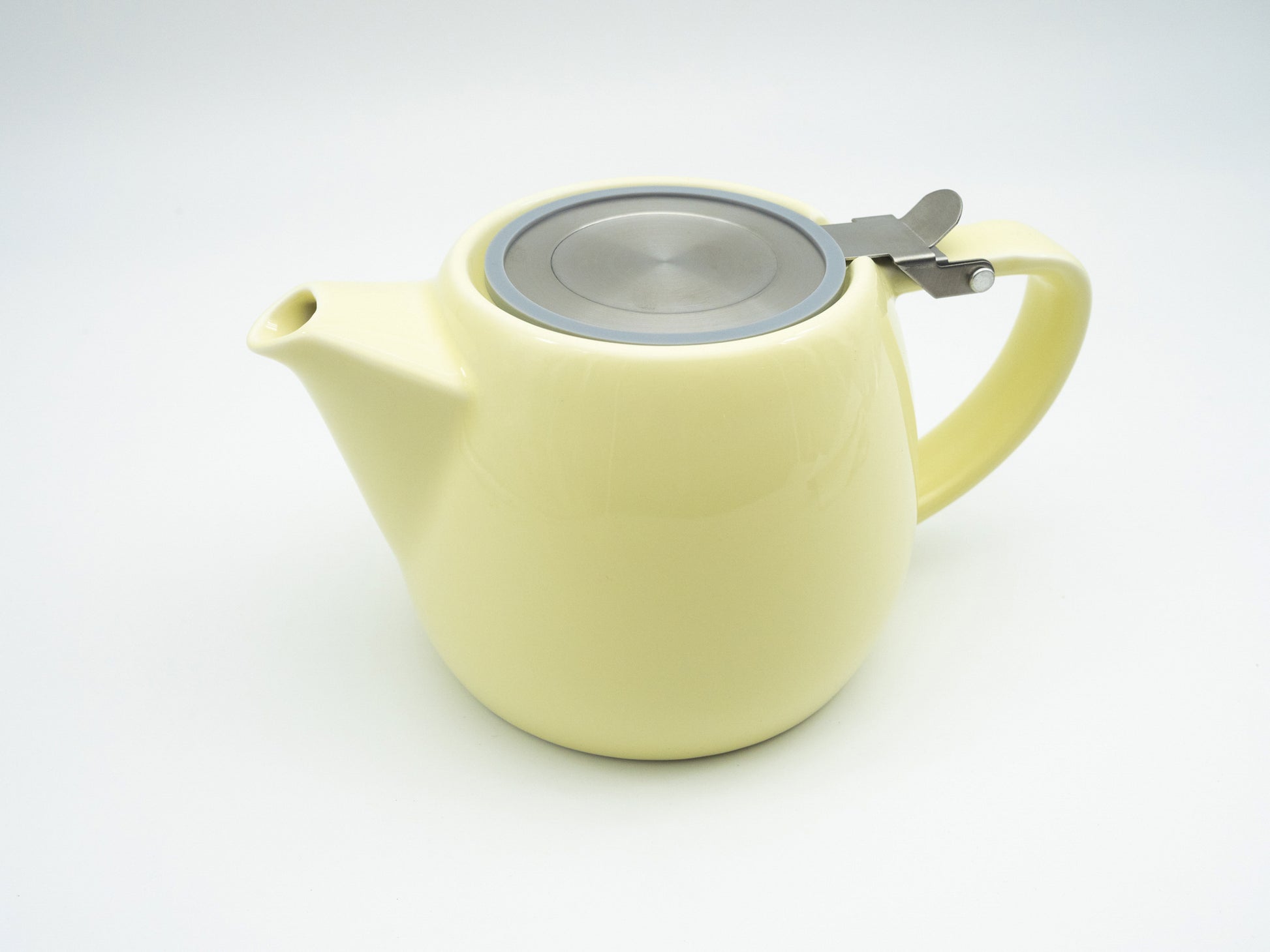 Vanilla porcelain stump tea pot with stainless steel lid and infuser basket