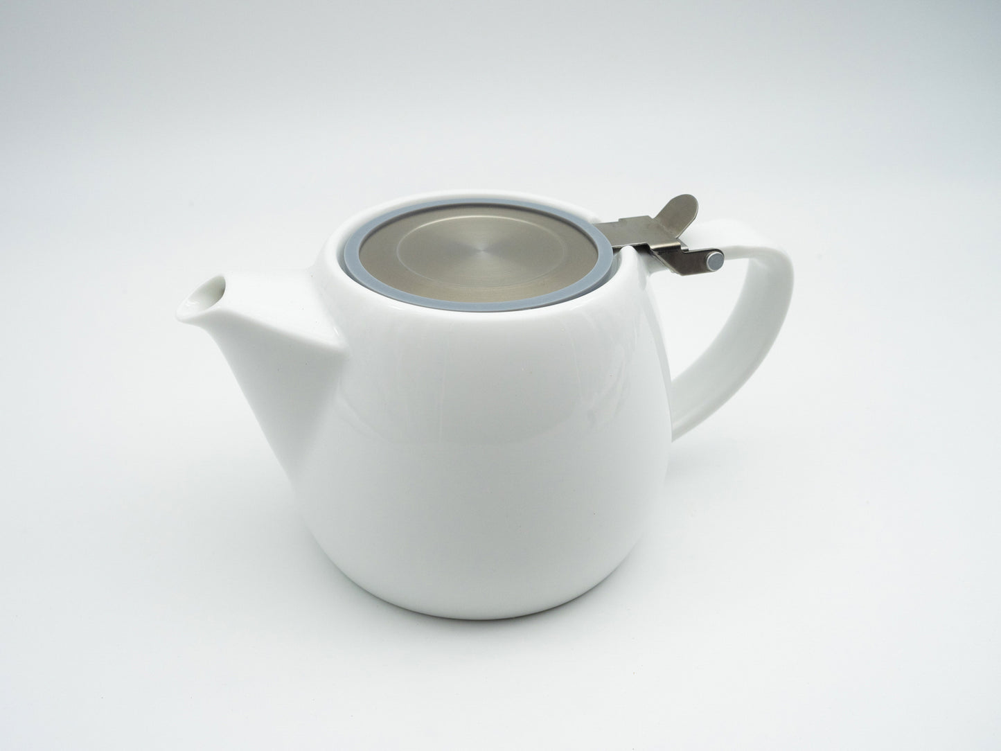 White porcelain stump tea pot with stainless steel lid and infuser basket